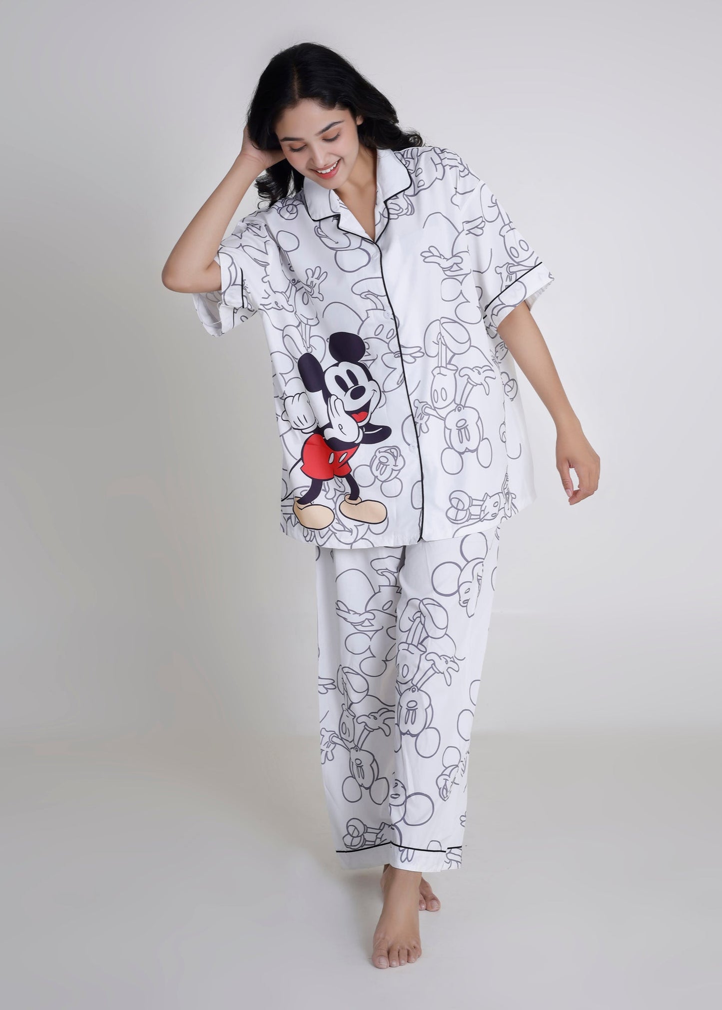Big Mickey White Satin Pyjama Set